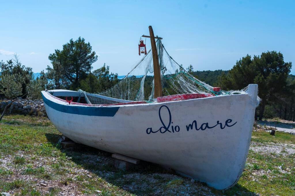 Isolated Paradise Adio Mare Milna  Eksteriør billede